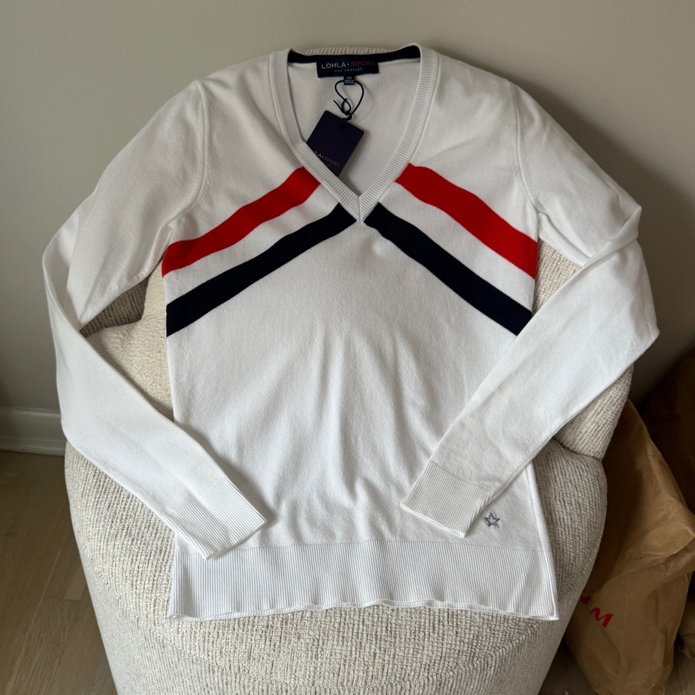 The Celine V-Neck Sweater Lohla Spoers NWT - Picture 3 of 10